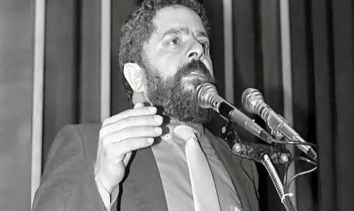 SUS nasce na Constituição de 1988, mas Lula e o PT votaram contra texto final durante a Constituinte